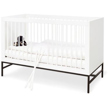 Toddler bed Steel